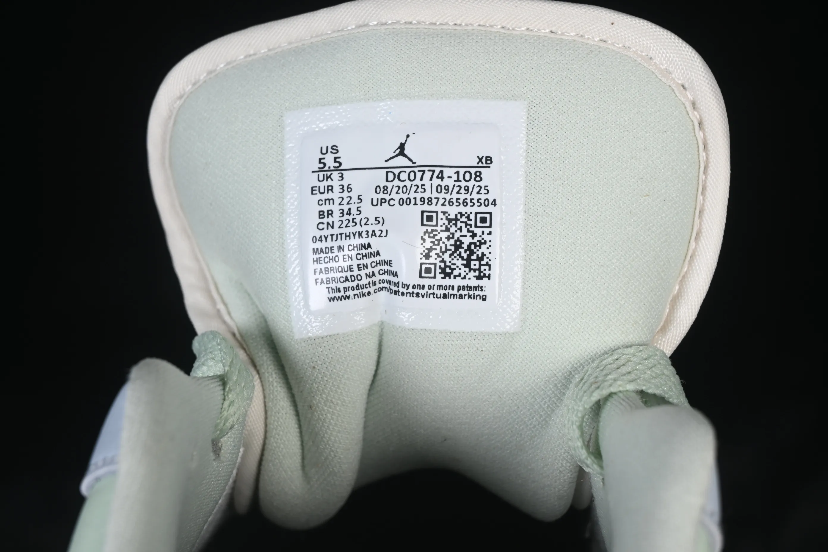 All categories Air Jordan Jordan series basketball shoes Air Jordan 1 Low Air Jordan 1 Low AJ1 Joe 1 light blue color matching low-top cultural casual sneakers DC0774-108